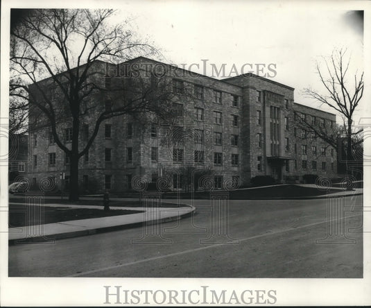 1954 Press Photo Exterior of University of Wisconsin-Madison's Slichter Hall - Historic Images
