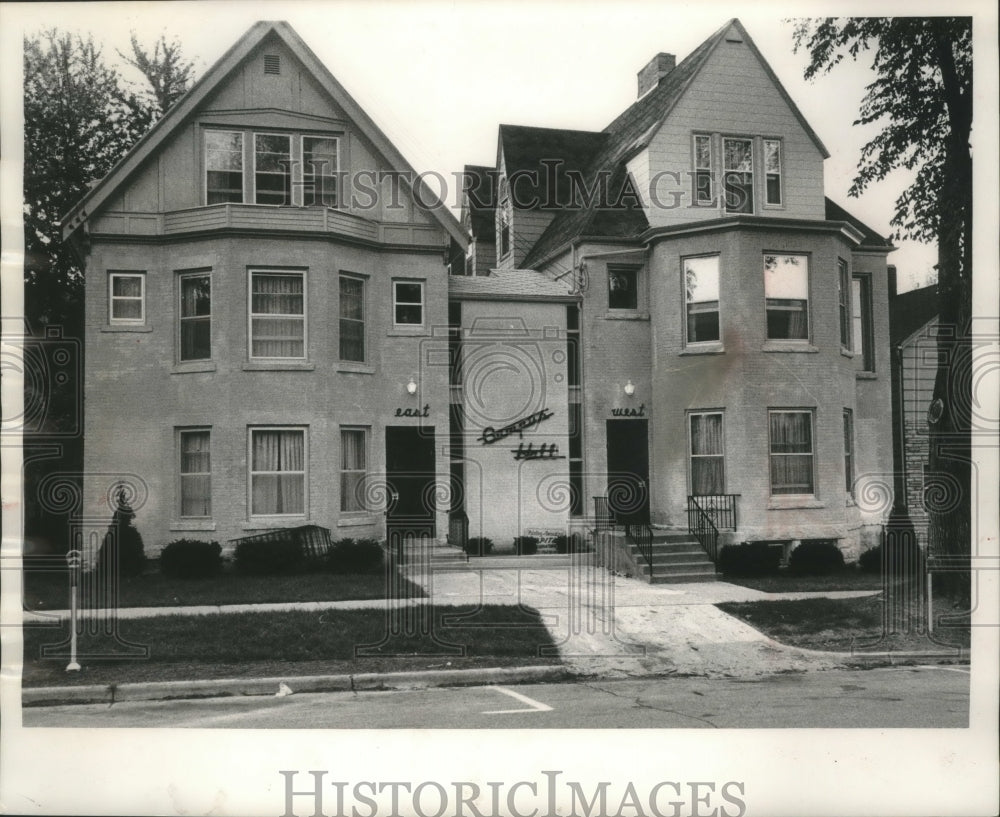 1962 Press Photo Remodeled buildings made into coed dormitories, UW-Madison - Historic Images