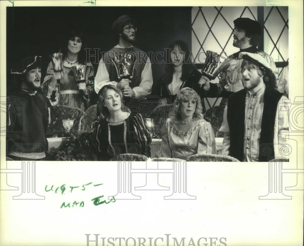 1982 Press Photo Bell ringers and singers perform, UW-Waukesha County Center - Historic Images