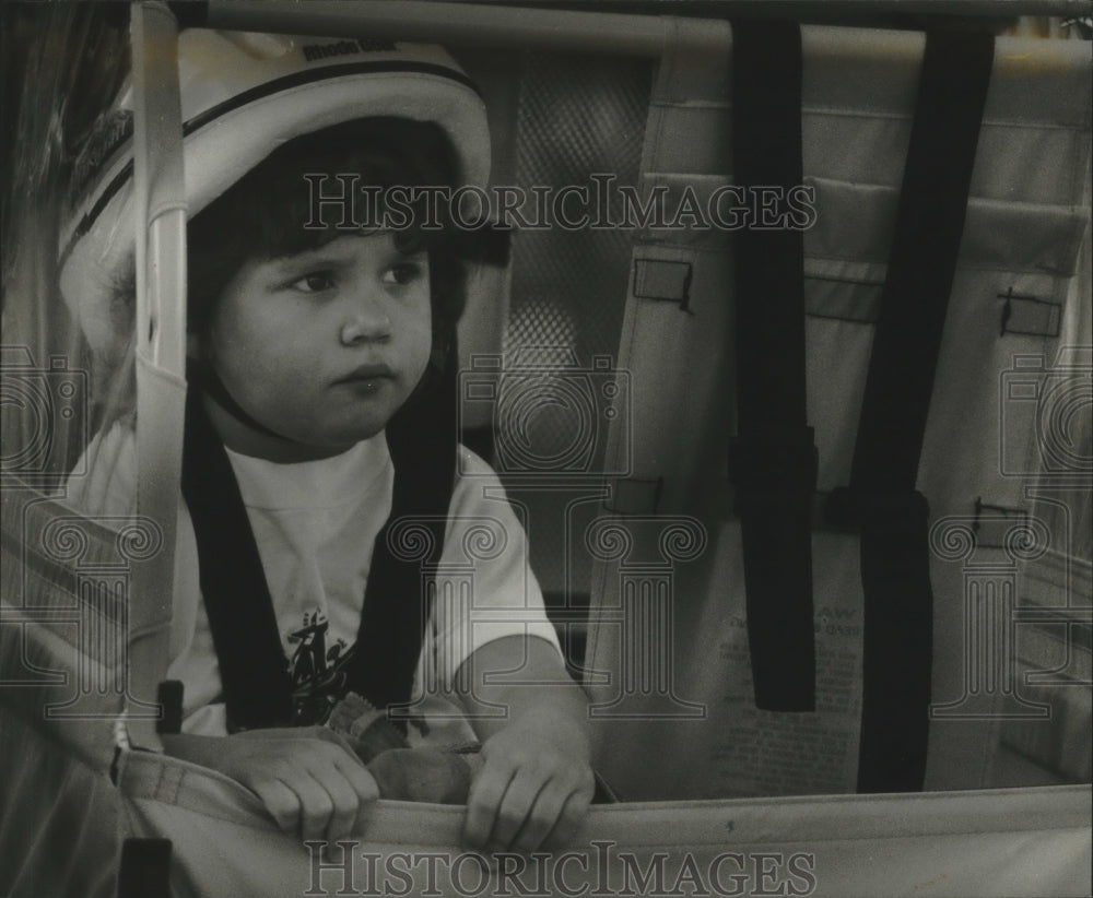 1993, Megan Waltz of Franklin rides in trailer, Miller Lite Ride - Historic Images
