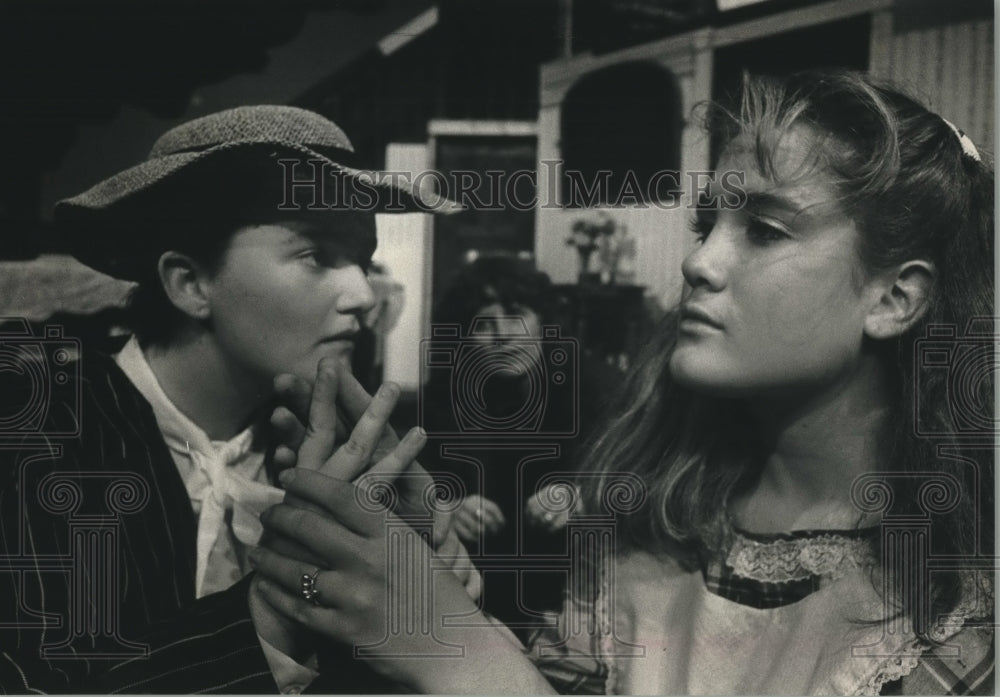 1988, University School of Milwaukee stars of "The Miracle Worker" - Historic Images