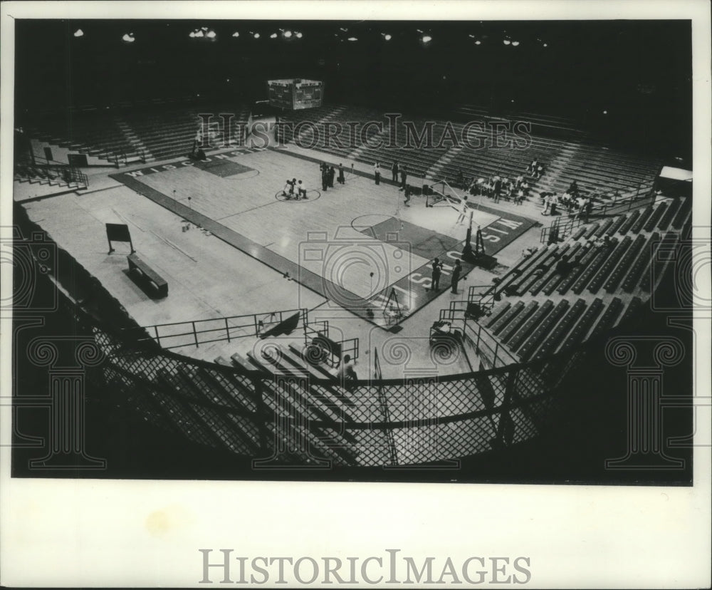 1976 Press Photo Basketball court, Wisconsin Field House University of Wisconsin - Historic Images