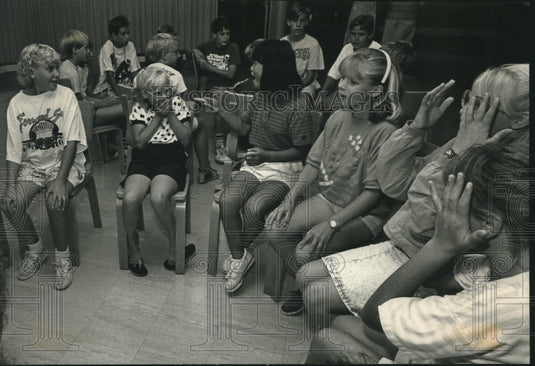 1988 Girls at UW - Washington County play a game against the boys - Historic Images