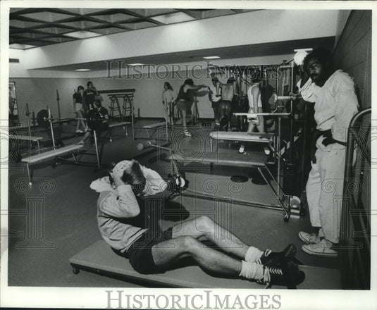 1977 UWM Physical Education & Recreation building weights room - Historic Images