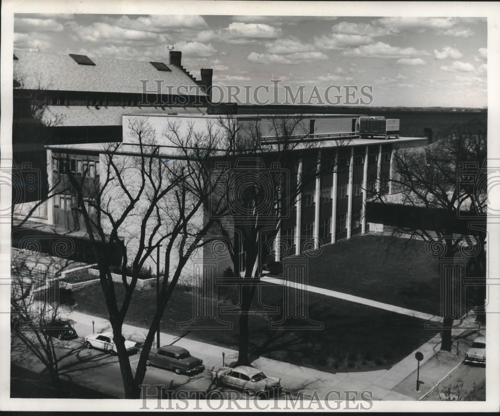 1963, The Wisconsin Center at the University of Wisconsin-Madison - Historic Images