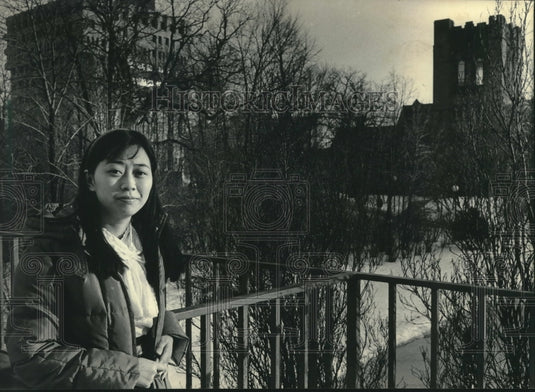 1986, Chien-yu Guo student from Taiwan posing at UWM, Wisconsin. - Historic Images