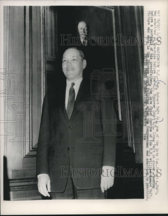 1953 Press Photo Representative Robert Taft Jr. at the Supreme Court Building - Historic Images
