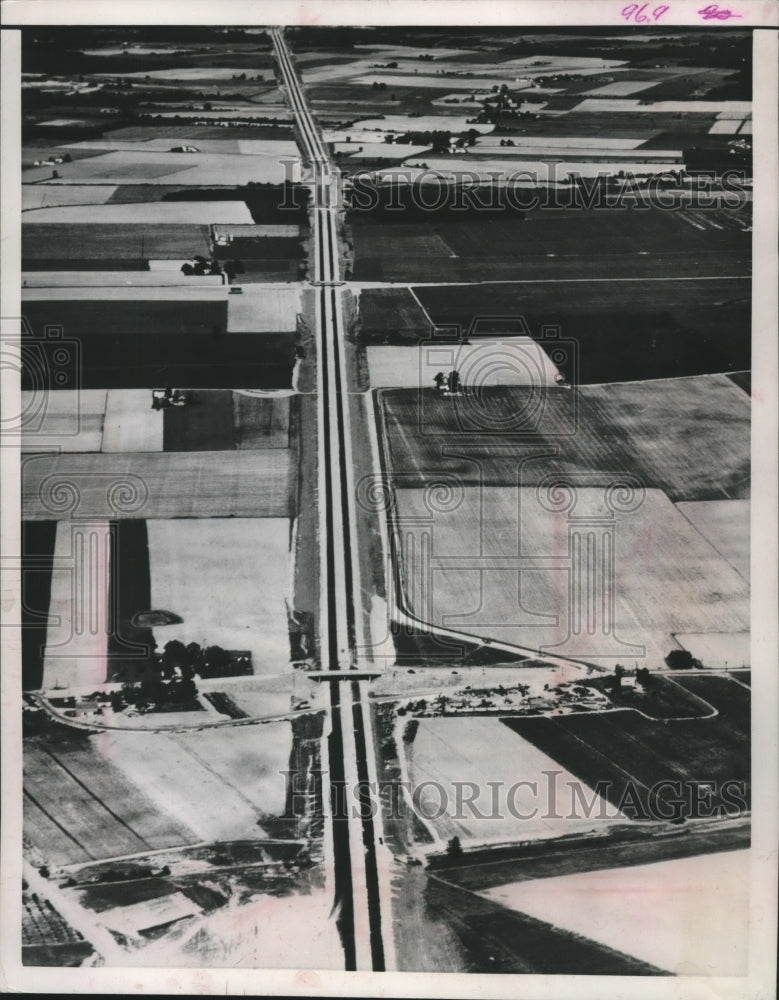 1953 Press Photo Aerial View of New Jersey Turnpike - mjc15516 - Historic Images