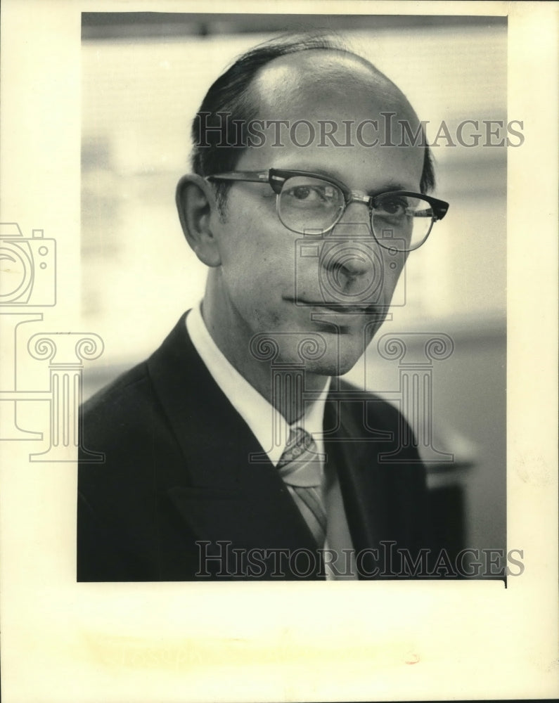 1985, New regional director of National Labor Relations Joseph Szabo - Historic Images