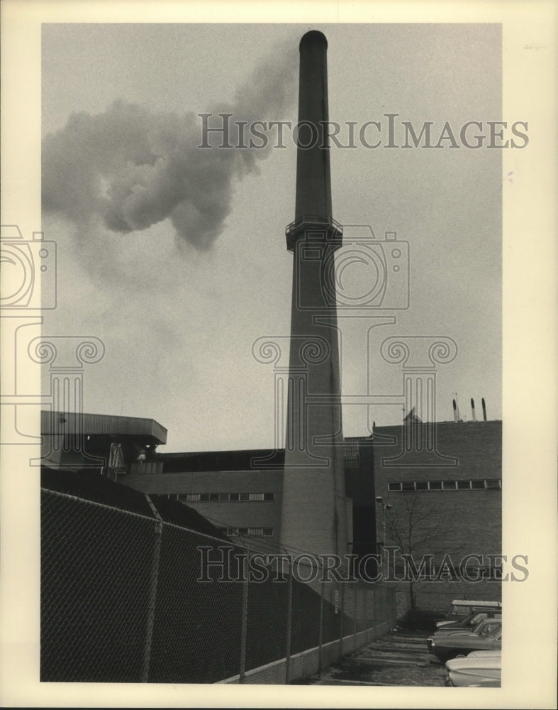 1984 Press Photo Heating plant at University of Wisconsin, Madison - mjc15692 - Historic Images