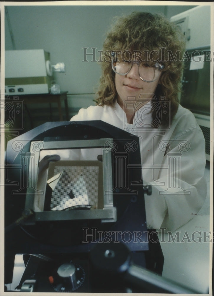 1989, Scientist Denice Denton at University of Wisconsin - Madison - Historic Images