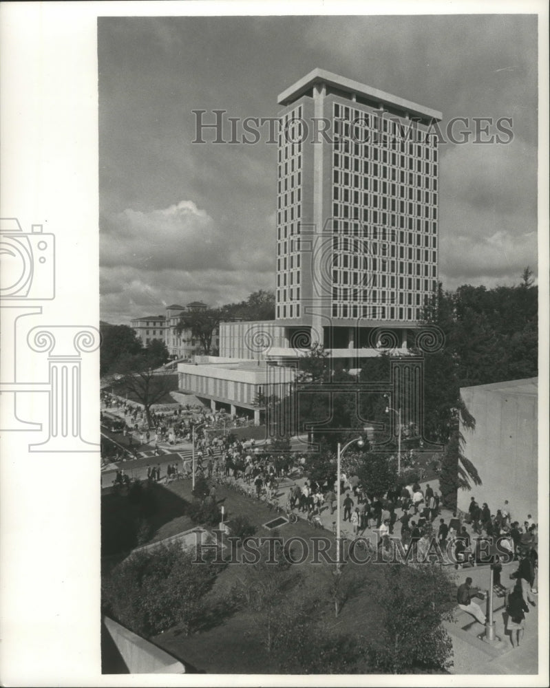 1967 Press Photo Van Hise Hall at The University of Wisconsin - mjc15780 - Historic Images