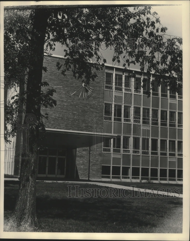 1964 Press Photo Barstow Science Hall at the University of Wisconsin-Superior - Historic Images