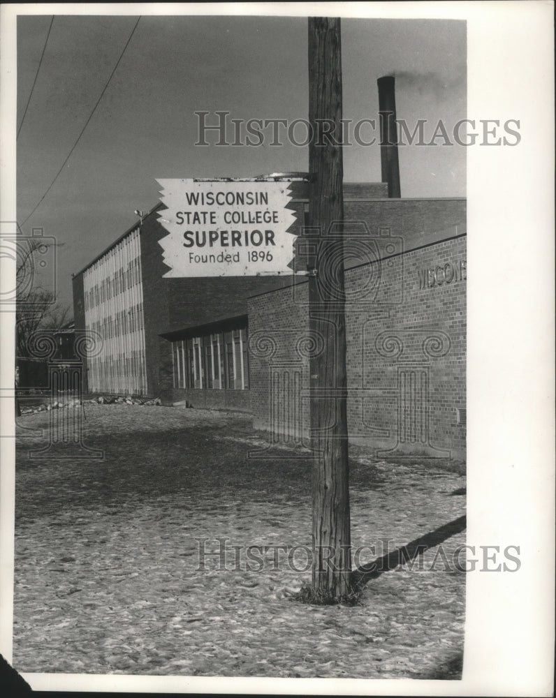 1961 Press Photo Wisconsin State College now University of Wisconsin-Superior - Historic Images