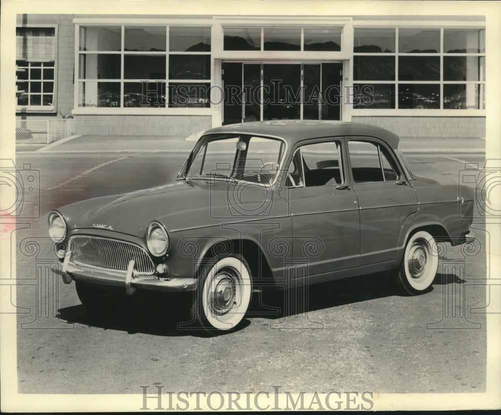 1962 Press Photo France&#39;s 1962 Simca 5 sedan - mjc15870 - Historic Images