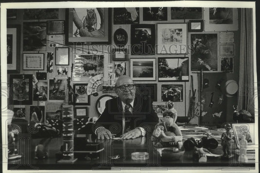 1977 George Speidel, Director of Milwaukee County Zoo, Wisconsin - Historic Images