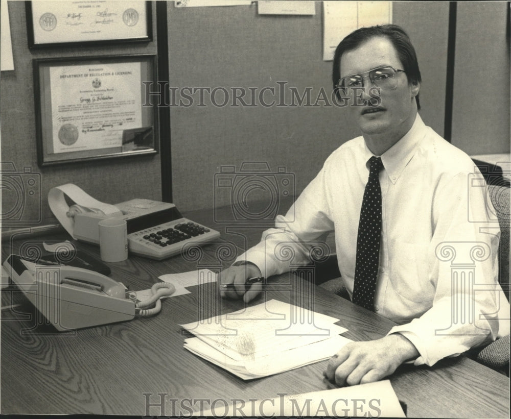 1989 Gregg Schleicher chairman of ALS Chapter of Southeast Wisconsin - Historic Images