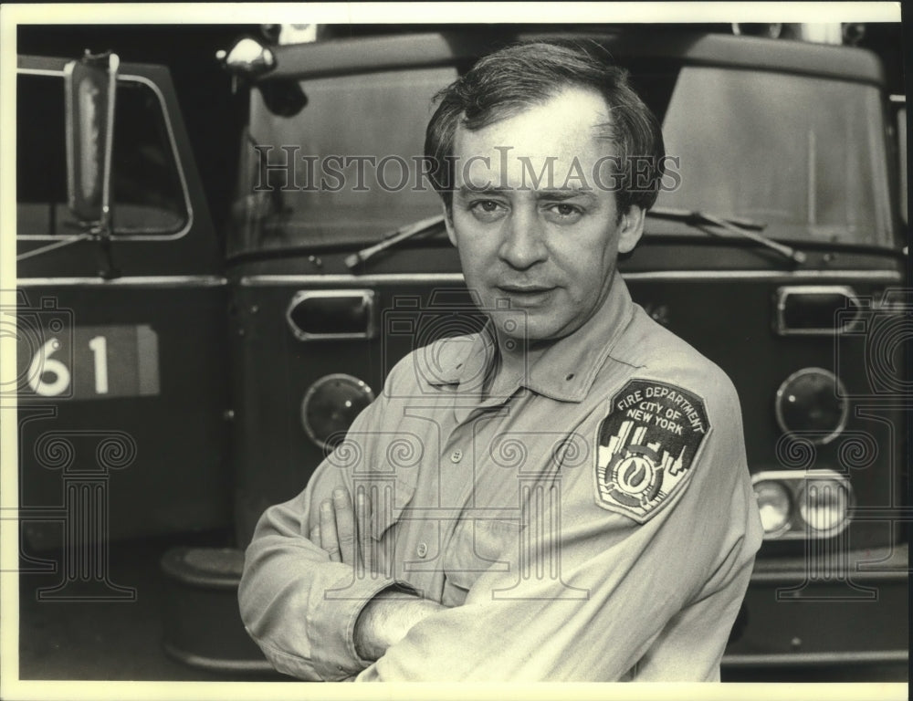 1980, Dennis Smith at Fire Station in New York City - mjc16325 - Historic Images