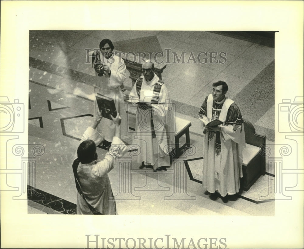 1979, Bishop Richard Sklba and others at ordination ceremony - Historic Images