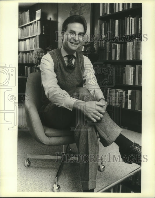 1983 Rabbi Francis Barry Silberg in his office in Milwaukee - Historic Images