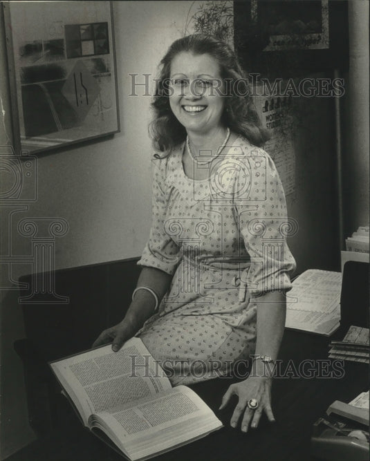 1980 Press Photo Rachel Skalitzky heads UWM women's studies program - mjc16696 - Historic Images