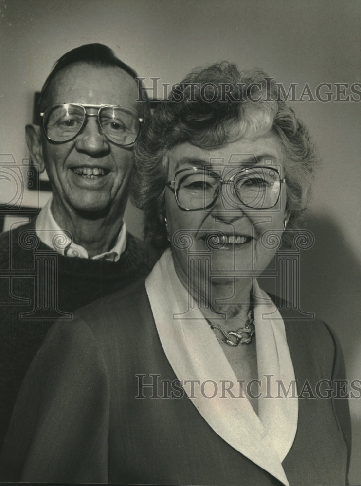 1993 World War II veterans Earle and Gene Smith as they look today - Historic Images
