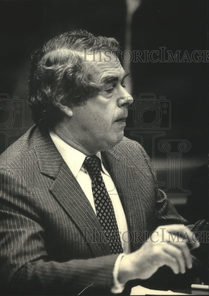 1987 Milwaukee attorney Robert Sisk - Historic Images