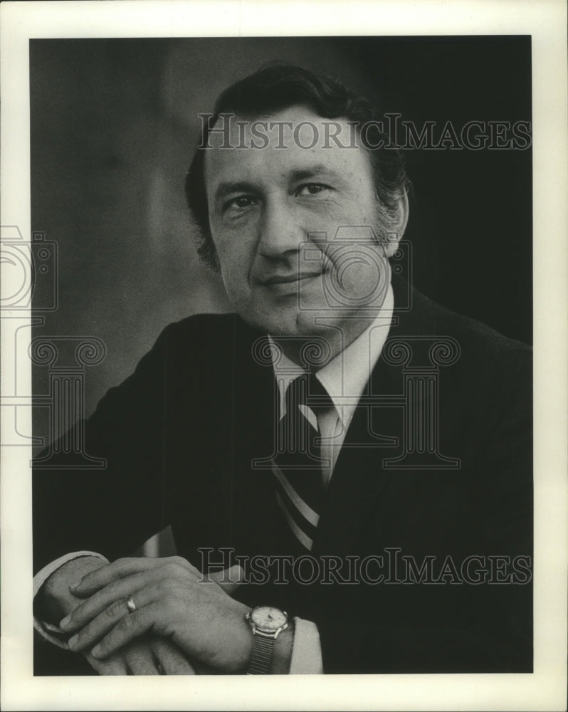 1973 Press Photo Donald Schoenbaum, The Guthrie Theater managing director-Historic Images