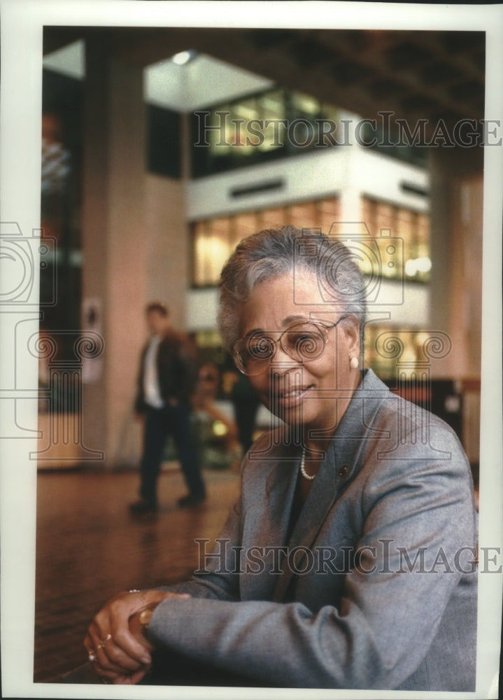 1995, Eleanor Smith, University of Wisconsin-Parkside Chancellor - Historic Images