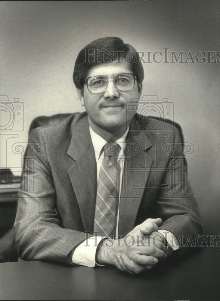 1990, Clinical psychologist John Schesta, Milwaukee, Wisconsin - Historic Images
