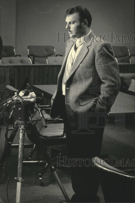 1986, Michael Schertz, Iola Wisconsin Police Chief - mjc17277 - Historic Images