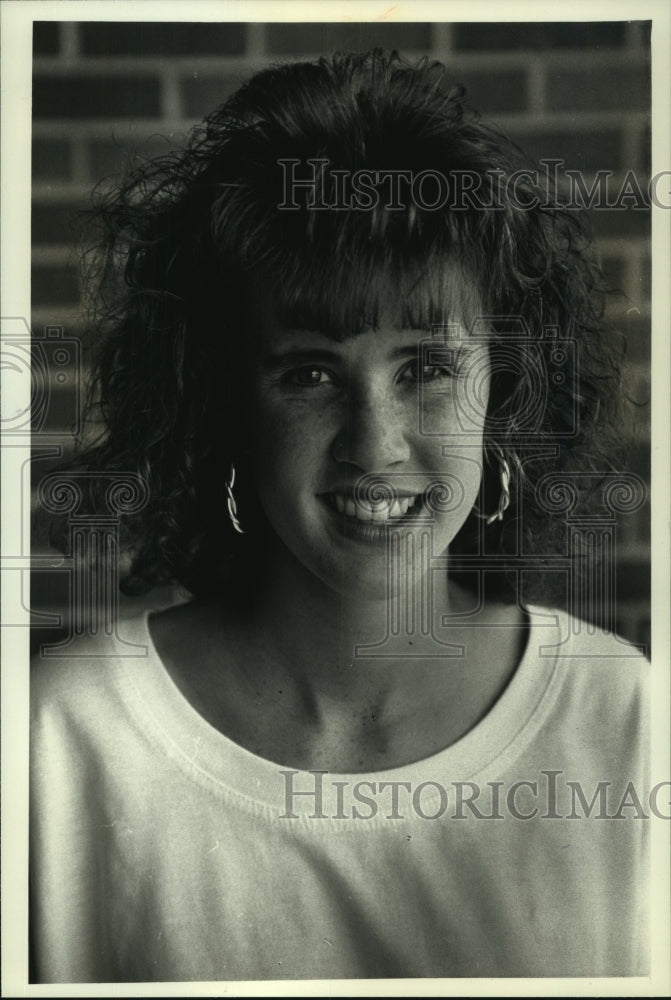 1991 Press Photo Cross country runner Angie Smith of Waukesha North high School - Historic Images