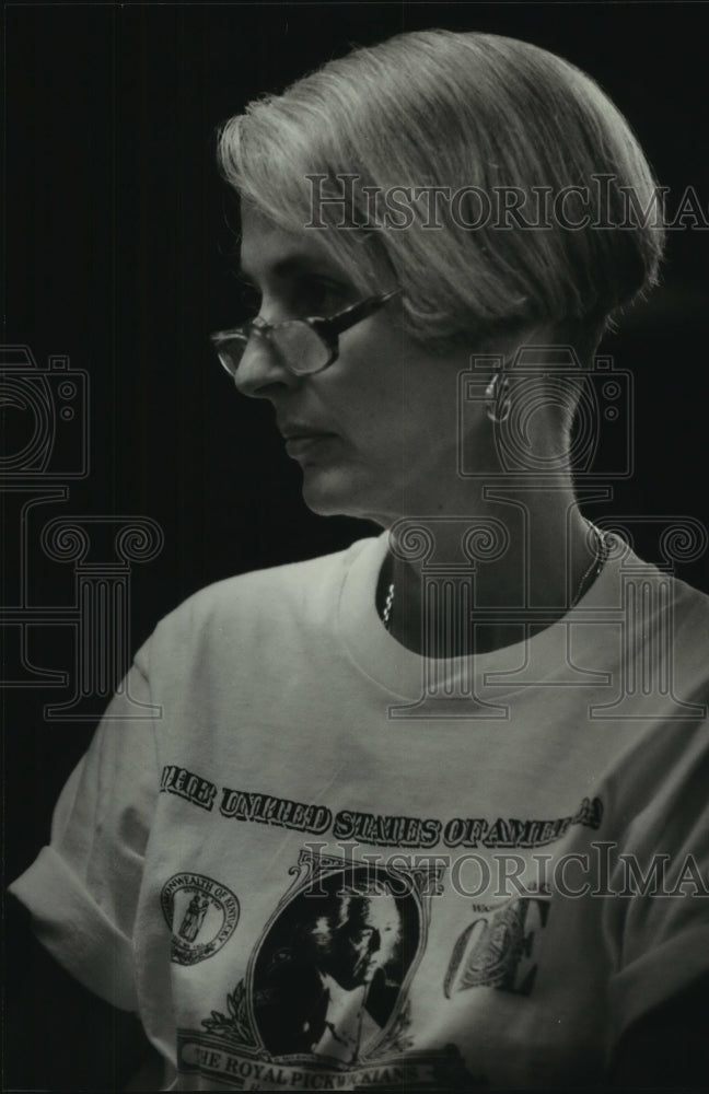 1994, Kathie Stolpman director of the Sojumer Truth House - mjc17422 - Historic Images