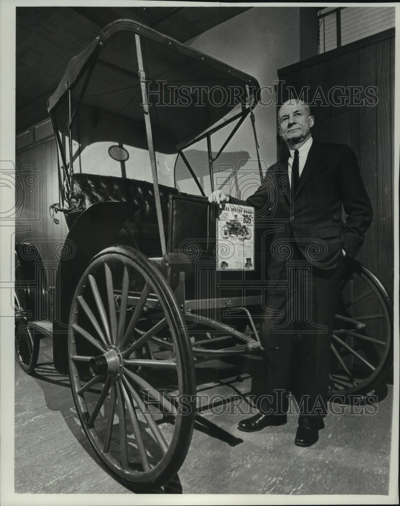 1967, Bayrd Still historian, Milwaukee - mjc17488 - Historic Images