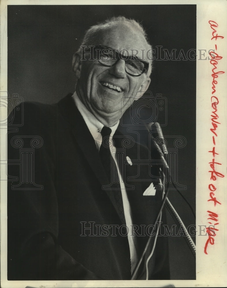 1968 Press Photo Dr. Benjamin Spock speaking - mjc17679 - Historic Images