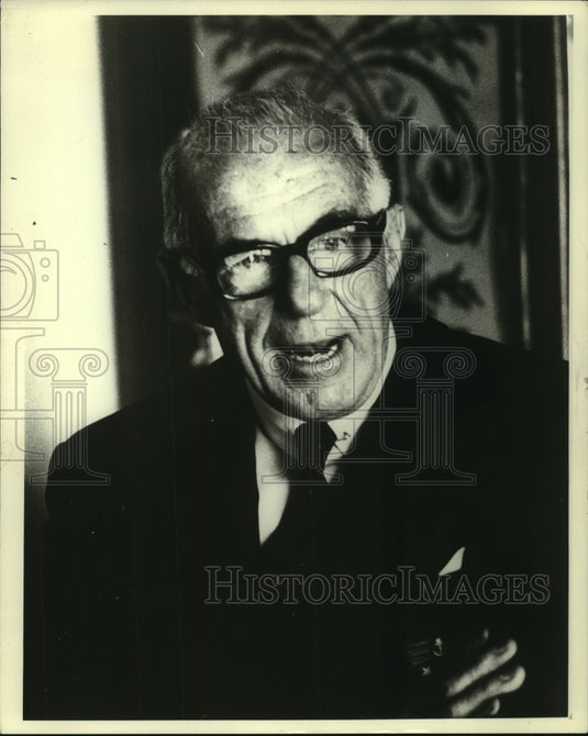 1976, Dr. Benjamin Spock, Pediatrician - mjc17680 - Historic Images