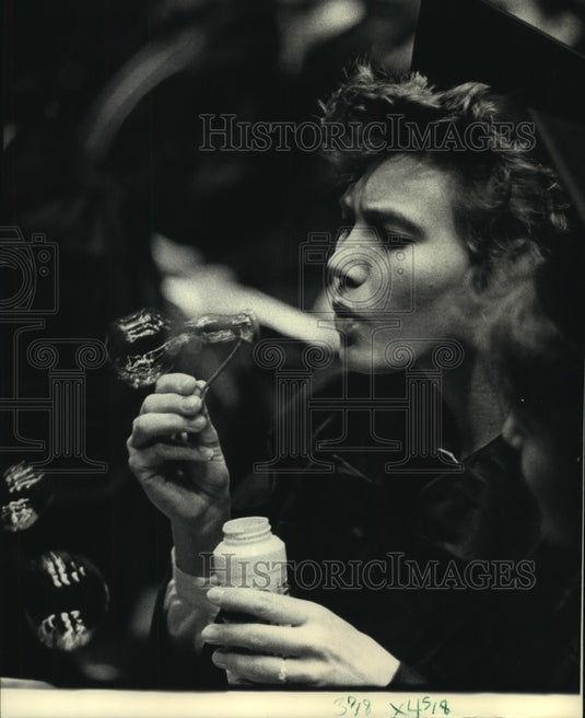 1986, University of Wisconsin-Milwaukee student, Laura Schmidt - Historic Images