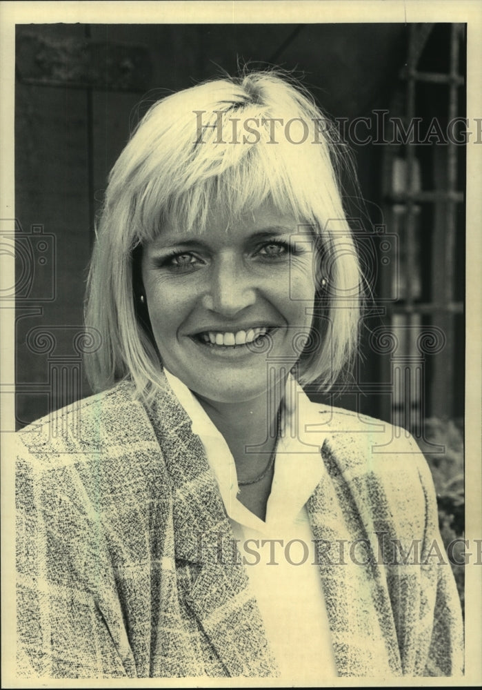 1987 Press Photo Holly Thorp volunteers as a surrogate mother, Ripon, Wisconsin - Historic Images