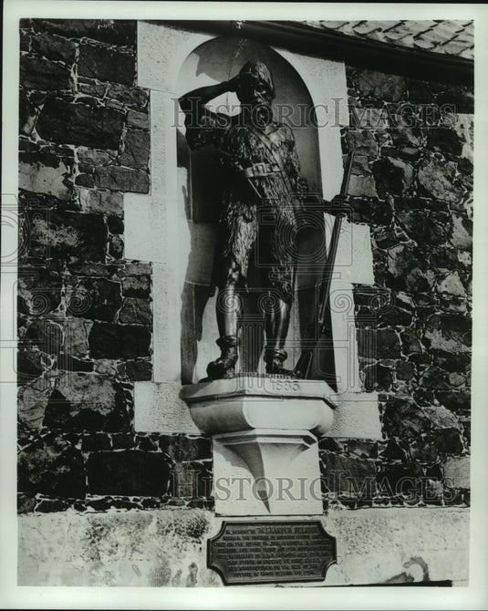 1982 Alexander Selkirk statue at his house in Largo, Scotland - Historic Images