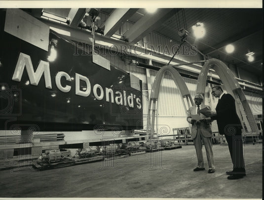 1991 Press Photo James Bach & Kenneth Bartels of Transpak Corp, Wisconsin - Historic Images