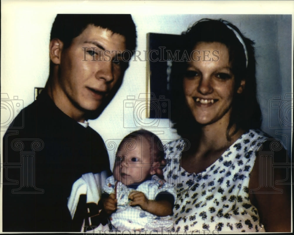 1993, James Daniel, Jennifer and Clayton Stolpa Oak Creek native - Historic Images