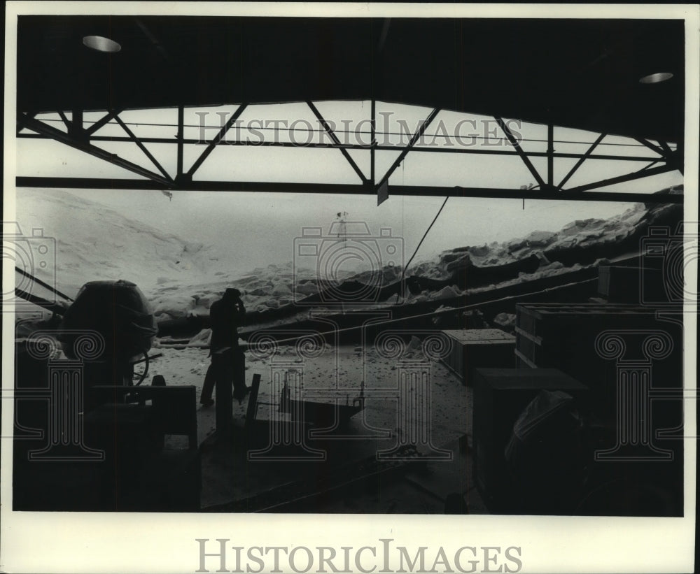 1979 Snow Collapsed roof at Consolidated Freightways, Milwaukee - Historic Images