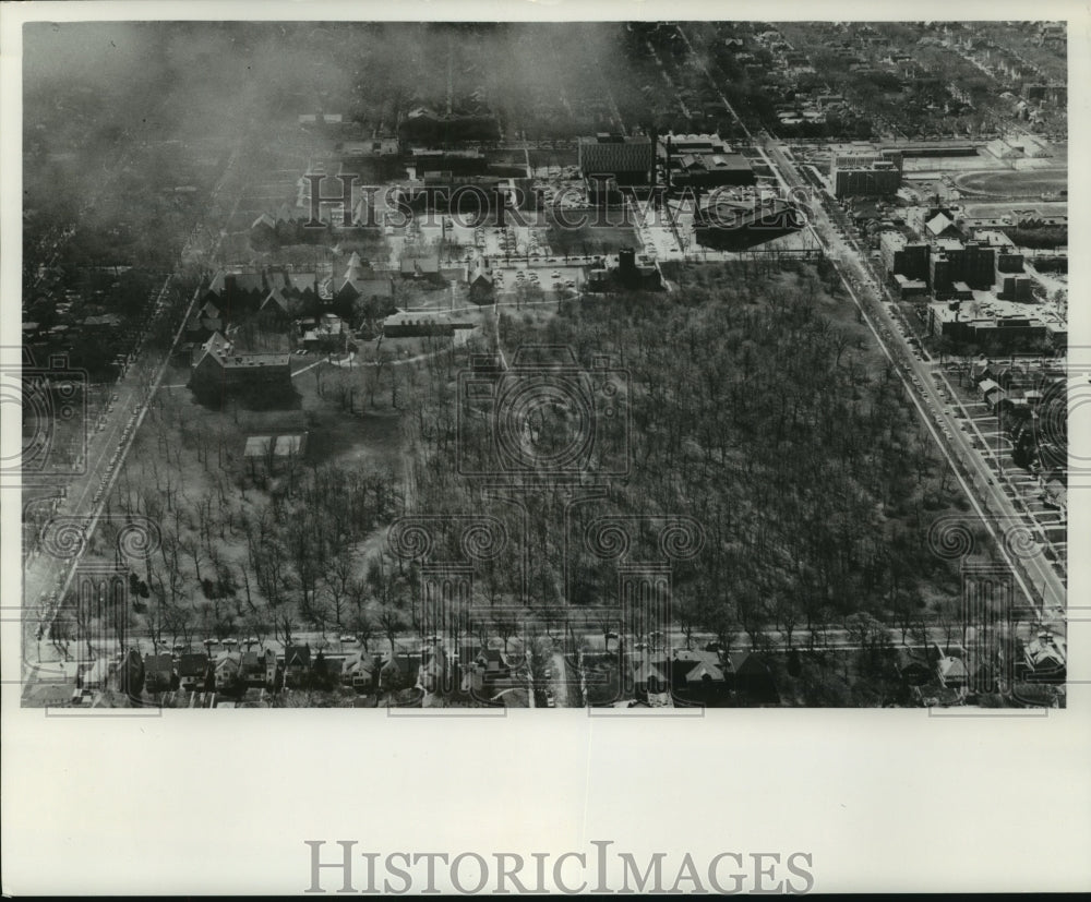 1964 Press Photo Aerial view from north of University of Wisconsin-Milwaukee. - Historic Images