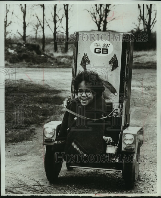 1976, Terry Wiles sits in his Supercar wheelchair - mjc18677 - Historic Images