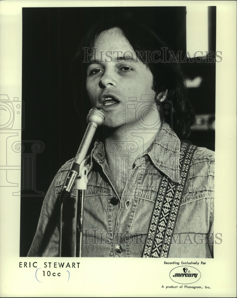 1977 Press Photo Eric Stewart of the rock band, 10cc - mjc18701 - Historic Images