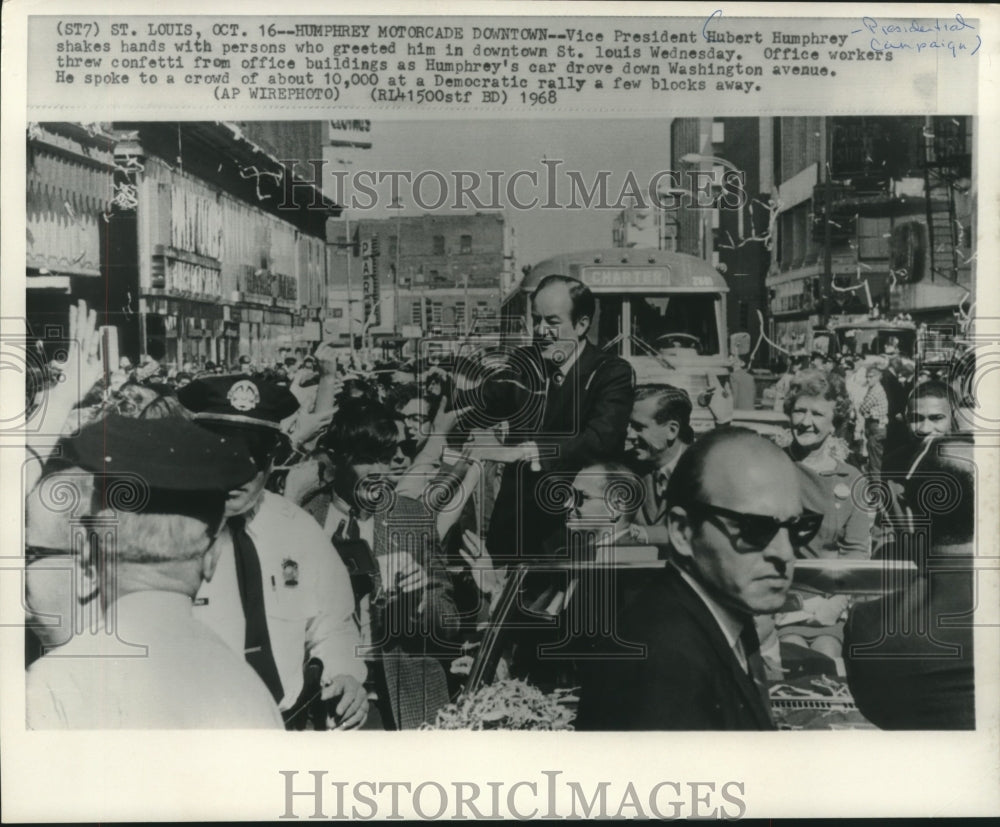 1968 Press Photo V.P Hubert Humphrey, Presidential Campaign, St. Louis - Historic Images