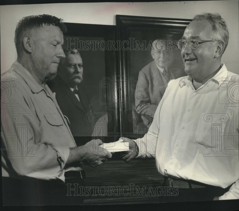 1952 Press Photo Albert Trostel, Jr. & Lawrence Lonski, Albert Trostel & Sons Co - Historic Images