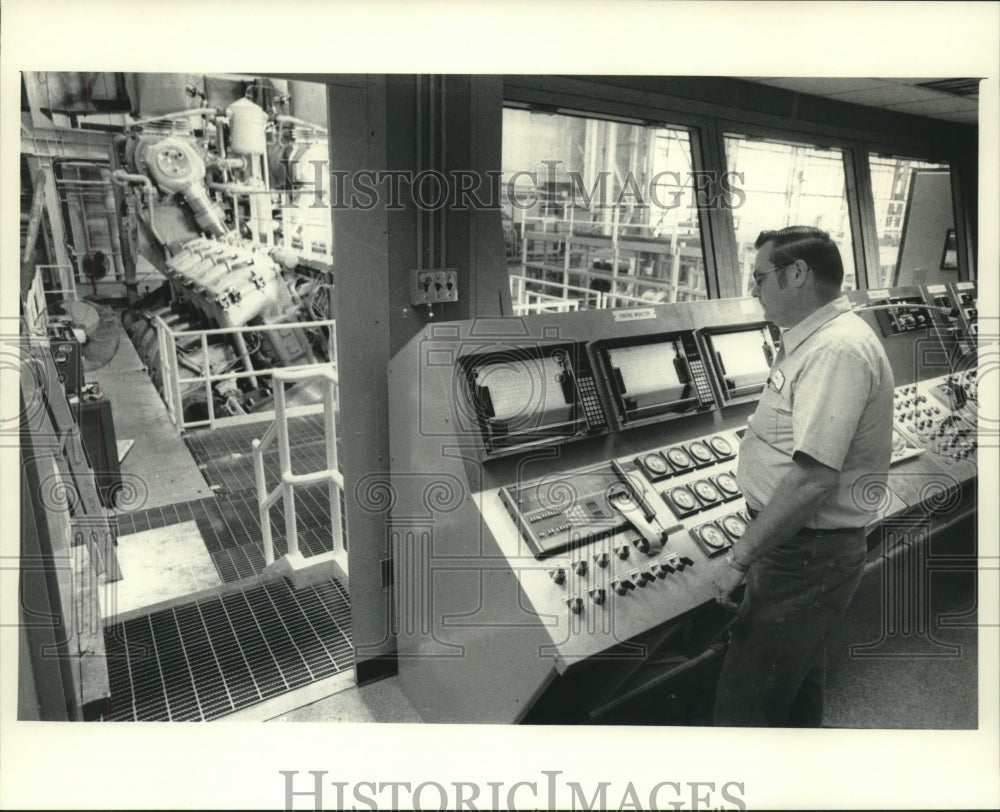 1985 Tronix Corp. in Mequon built control panel for Fairbanks Morse - Historic Images