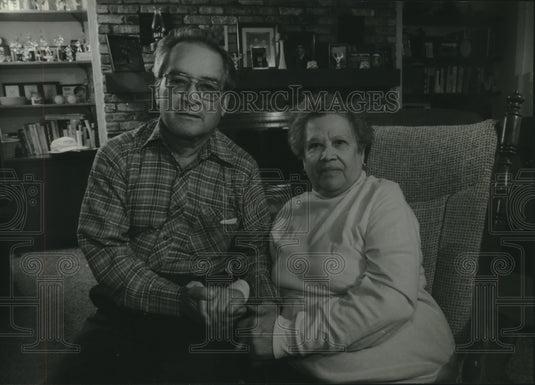 1993, Pablo & Patricia Galaviz of Milwaukee raised 12 children - Historic Images
