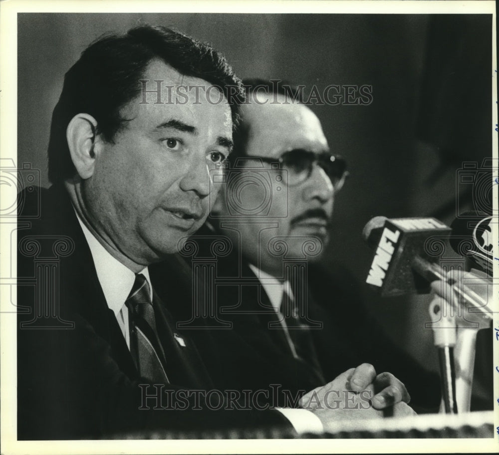 1987, Wisconsin Governor Tommy Thompson at Oneida Indian Reservation - Historic Images